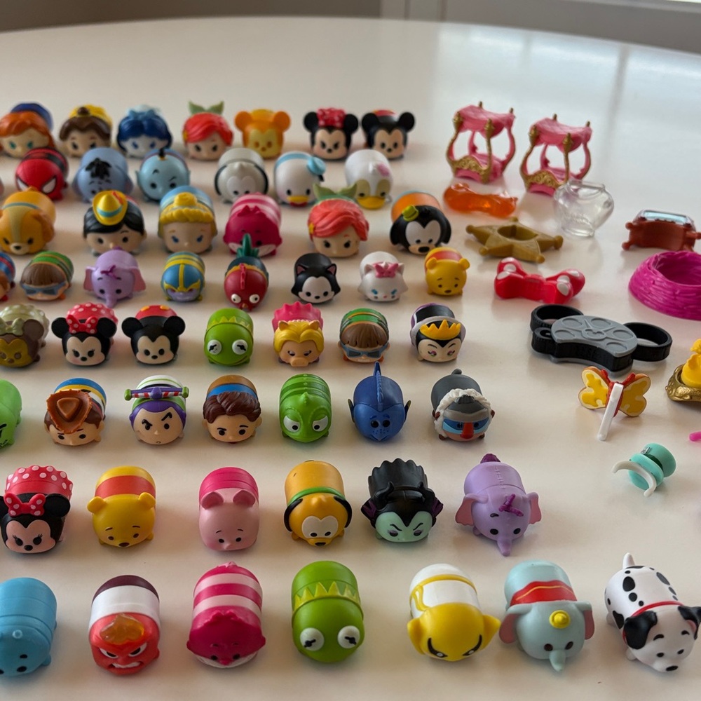 Disney Tsum Tsum Stackable Toy Figurines Lot - Picture 7 of 12
